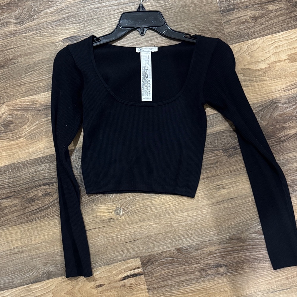 Zara Black Long Sleeve Ribbed Top